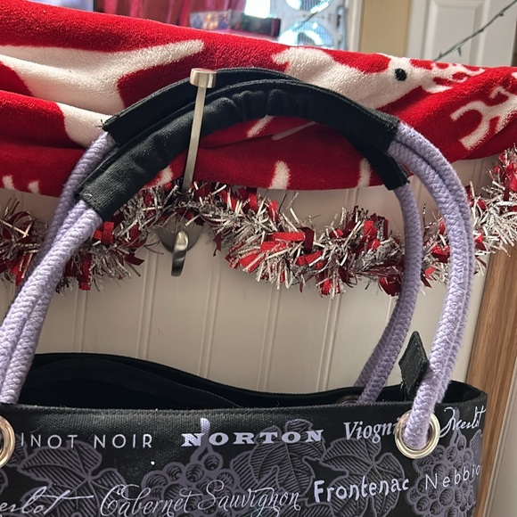 Chris’s Stuff Grapevine Canvas Shoulder Bag - Picture 3 of 6